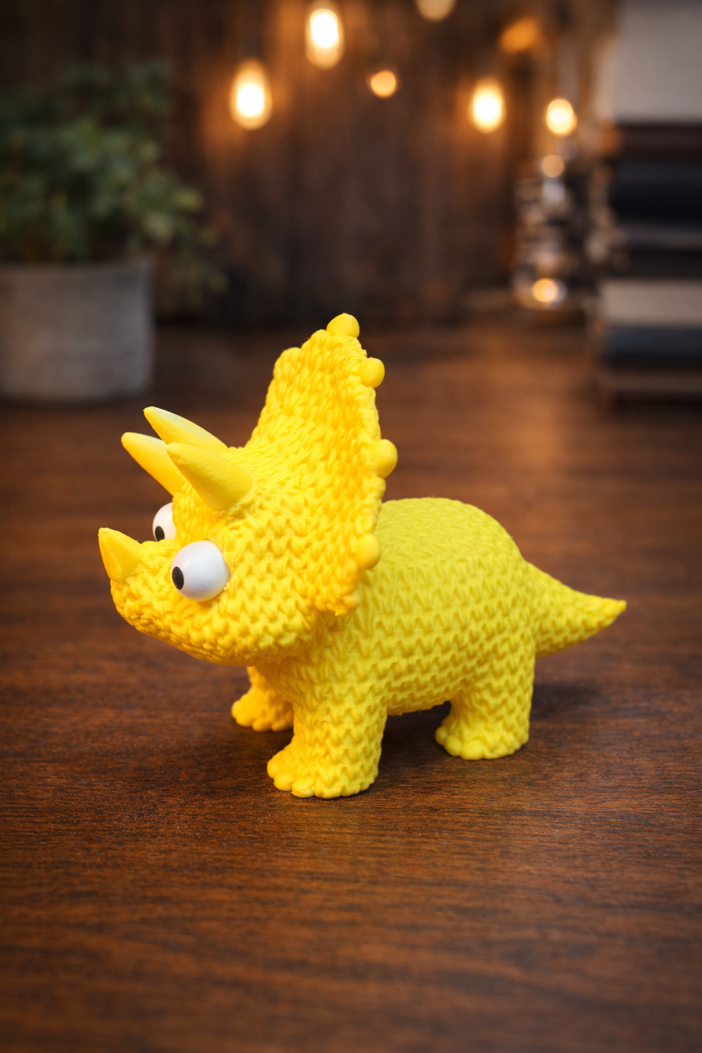 Sød Dino Figur 9cm – Gul Triceratops_122.jpg