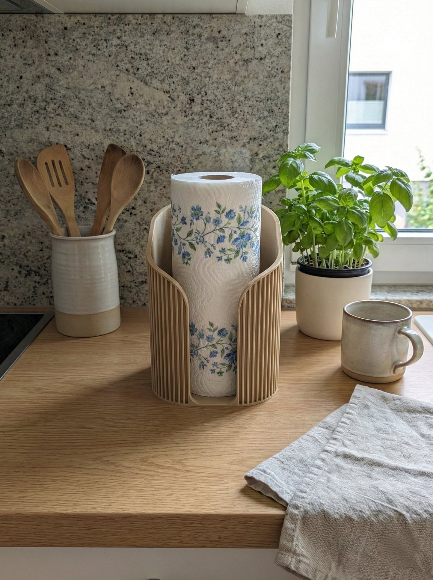 køkkenrulleholder i ribbet design_57.jpg