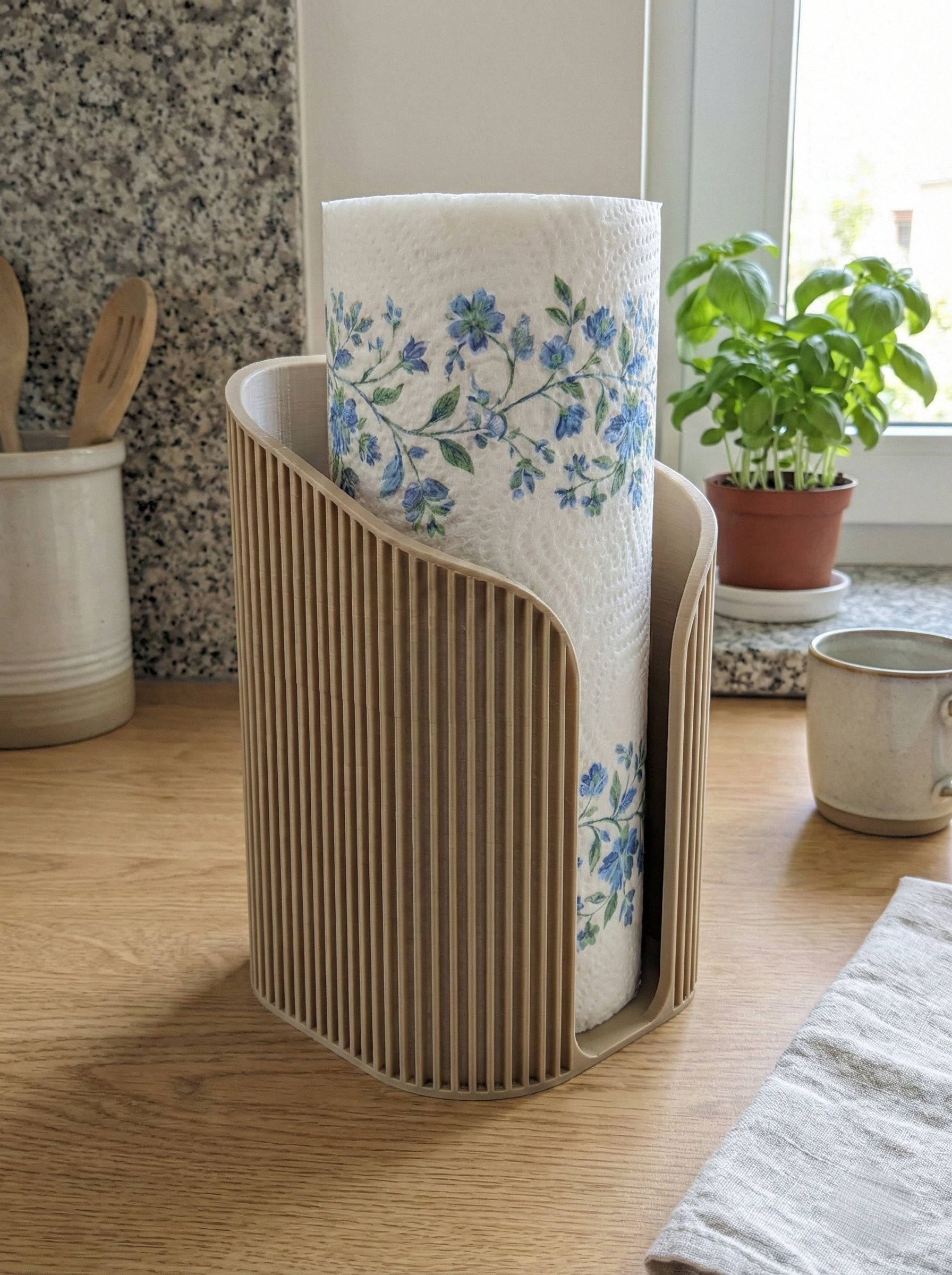 køkkenrulleholder i ribbet design_59.jpg